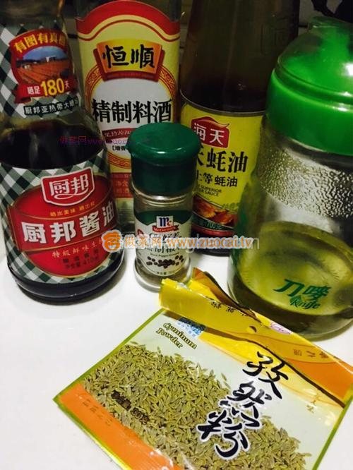 圆椒孜然炒羊肚的做法