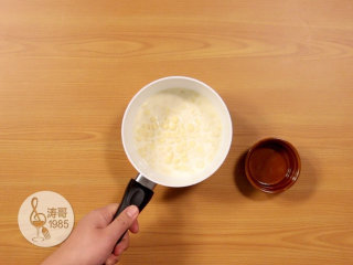 基础滴落蛋糕,可以做出无限种高大上的造型,29、然后静置2分钟后