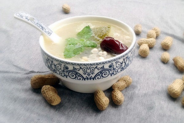 薏苡仁冬瓜排骨汤 薏苡仁冬瓜排骨汤