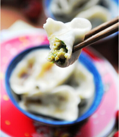 韮菜鸡蛋馅饺子的制作方法(韮菜鸡蛋馅饺子面怎么和)